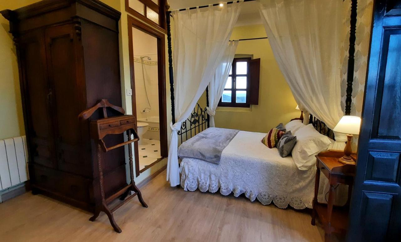 La Casona De Villanueva De Pria Εξωτερικό φωτογραφία